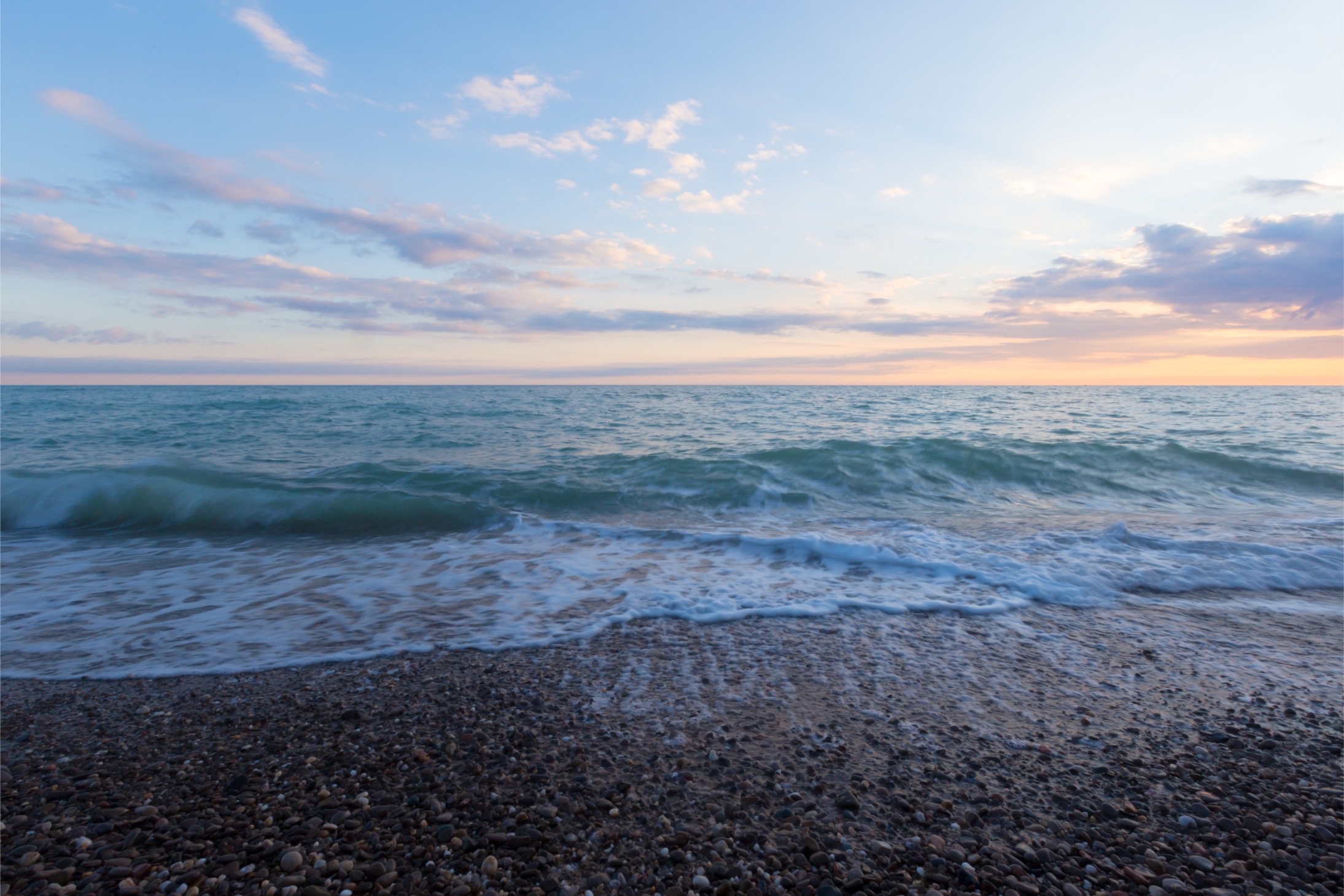 sea-surf-on-a-stony-beach-2023-11-27-05-21-14-utc